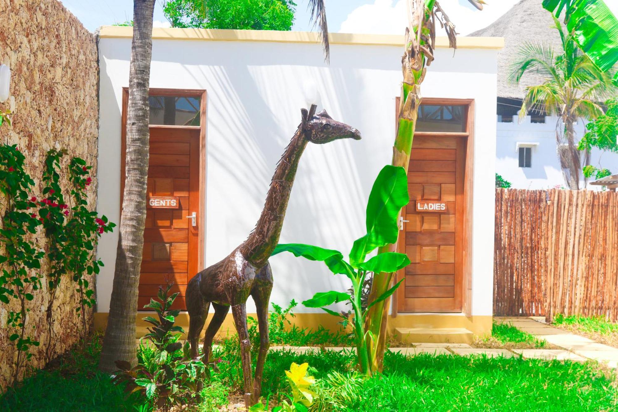Tatu Inn Boutique Hotel Watamu Eksteriør bilde